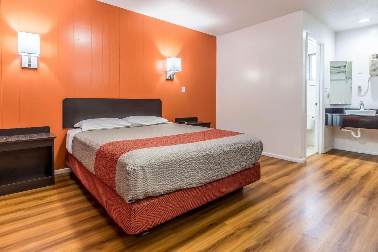 Motel 6 Tremonton, Utah Екстер'єр фото