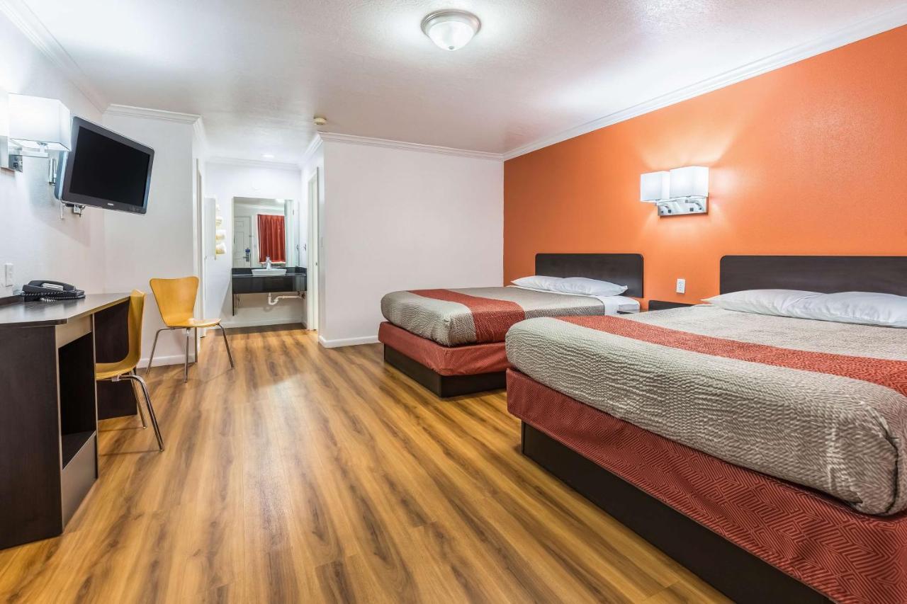 Motel 6 Tremonton, Utah Екстер'єр фото